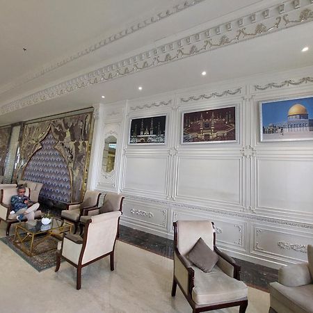 Grand Qin Hotel Banjarbaru Eksteriør billede