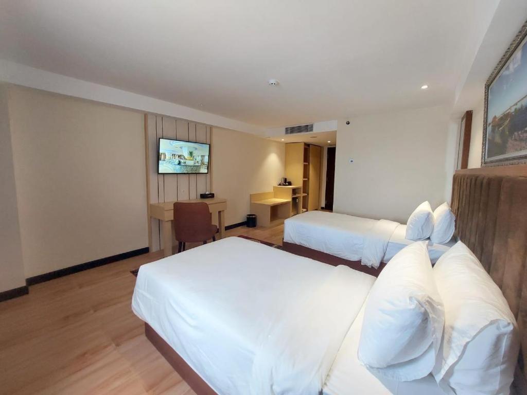 Grand Qin Hotel Banjarbaru Eksteriør billede