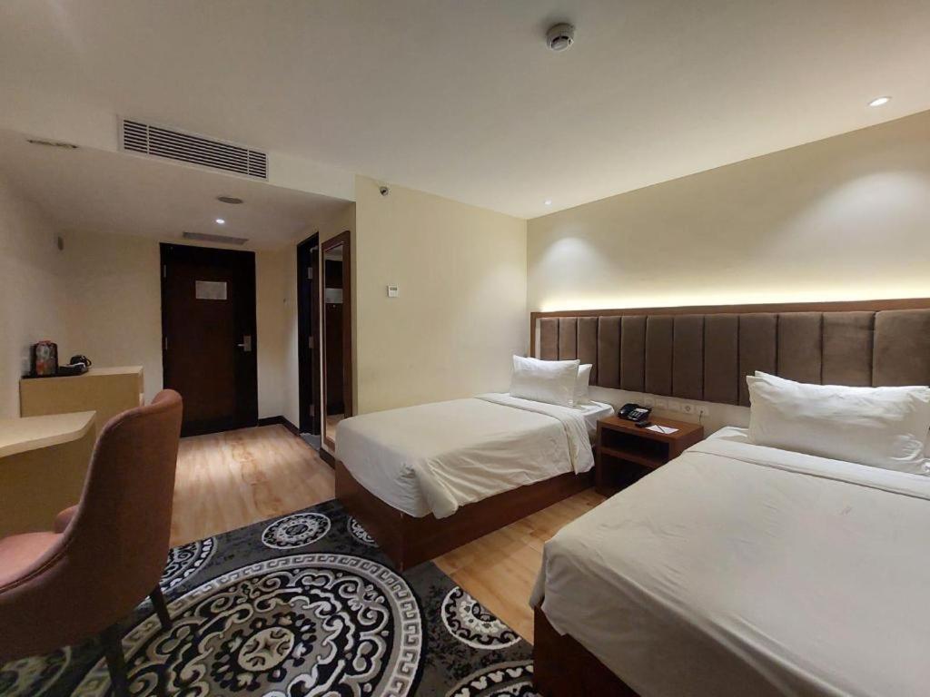 Grand Qin Hotel Banjarbaru Eksteriør billede