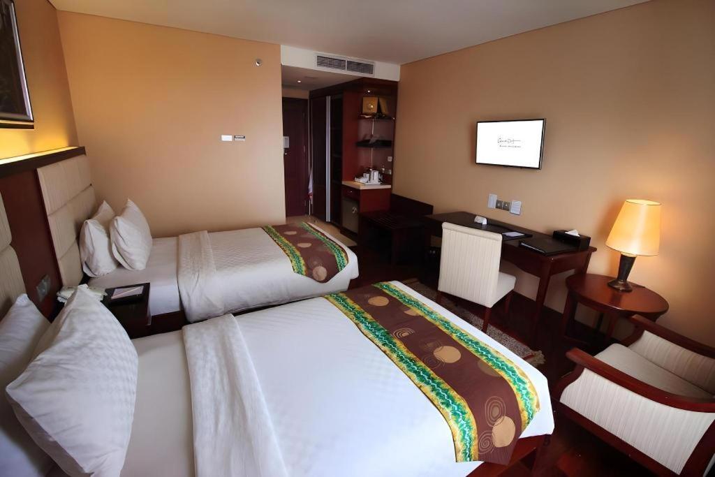 Grand Qin Hotel Banjarbaru Eksteriør billede