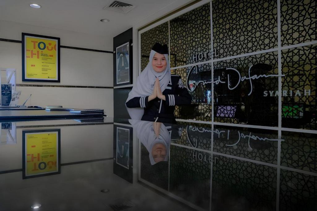 Grand Qin Hotel Banjarbaru Eksteriør billede